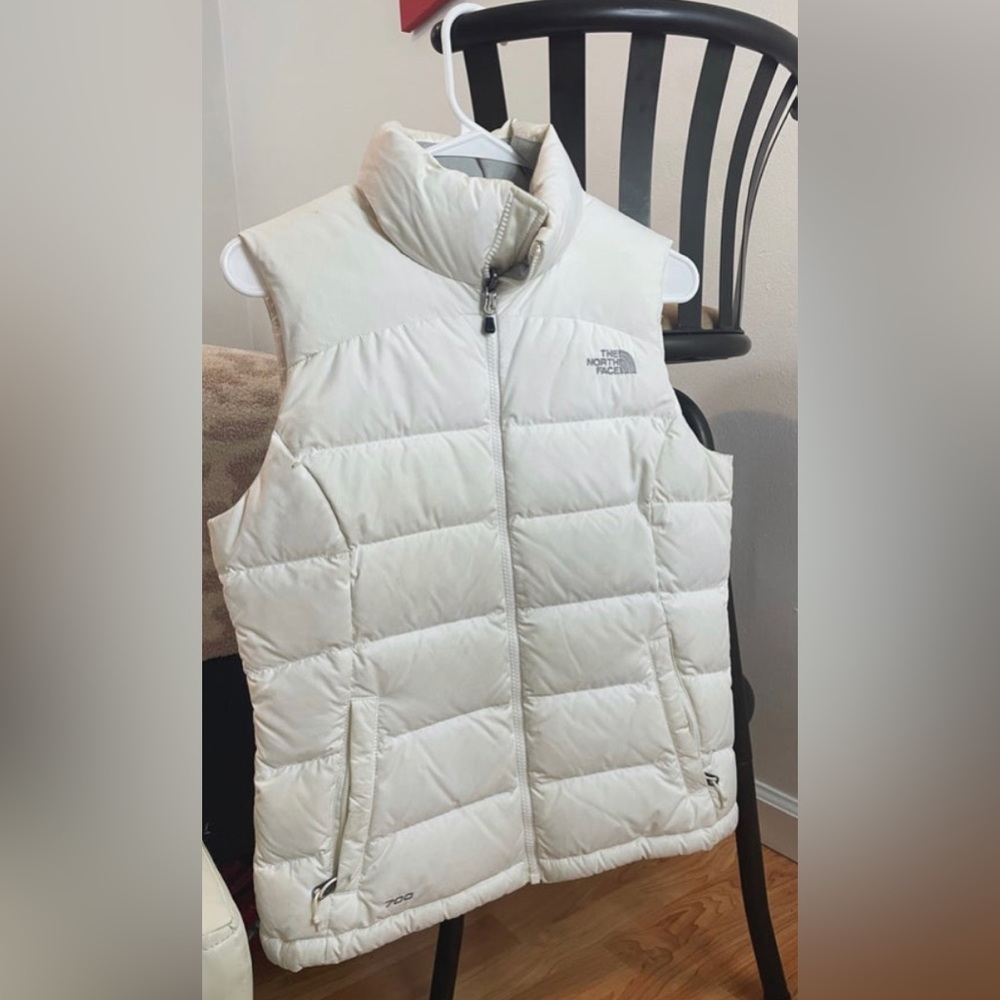 White north face vest